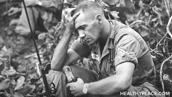 Přestože to bylo desetiletí, PTSD ve Vietnamu Veterans je stále problém. Přečtěte si o PTSD z vietnamské války a veteránů s PTSD na HealthyPlace.