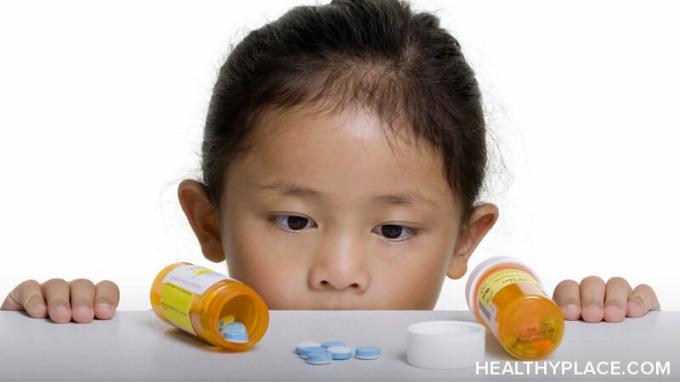 Bipolární léky ovlivňují děti různými způsoby - některé pozitivní a jiné nikoli. Získejte úplné informace o HealthyPlace.