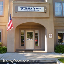Centra veterinářů jsou k dispozici na národní úrovni a nabízejí veteránům služby přizpůsobení. Zjistěte, jak mohou veterináři pomáhat veteránům.