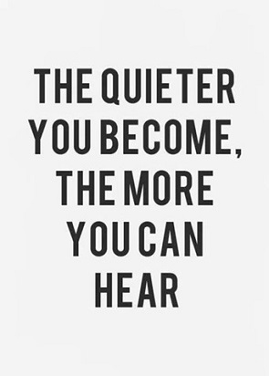 Pro zmírnění úzkosti je důležité držet hubu a poslouchat s tichou myslí. Když je úzkost tak hlasitá a střední, jak můžeme zavřít a poslouchat s tichou myslí? 