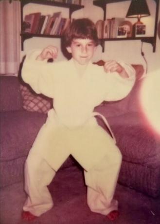 Asi ve 8 letech začal Jeff svou lásku ke Karate a dalším bojovým uměním. Berl to vážně a tvrdě pracoval.