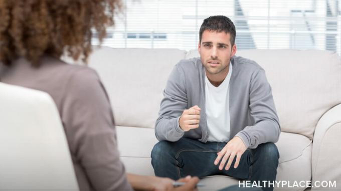 Chcete najít nejlepšího depresivního terapeuta, který vám pomůže s léčbou deprese? Objevte, co hledat u dobrého depresivního terapeuta na HealthyPlace.